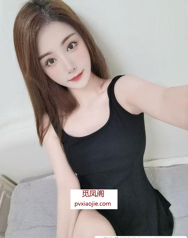 白嫩大胸翘臀绾绾