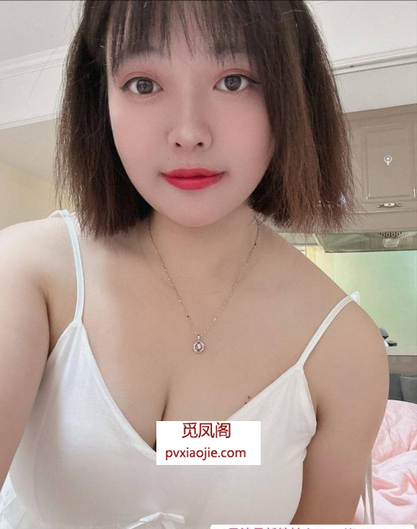 回锅小胖妹花花