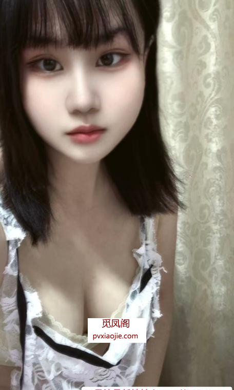 西安粉嫩翘臀灵儿