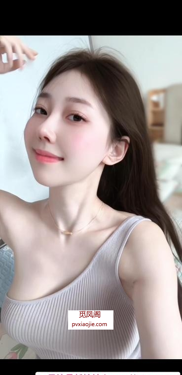 丰满纯情小美女