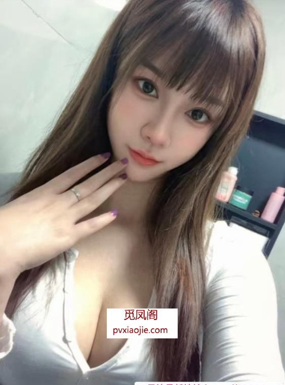 大胸美女炮架子